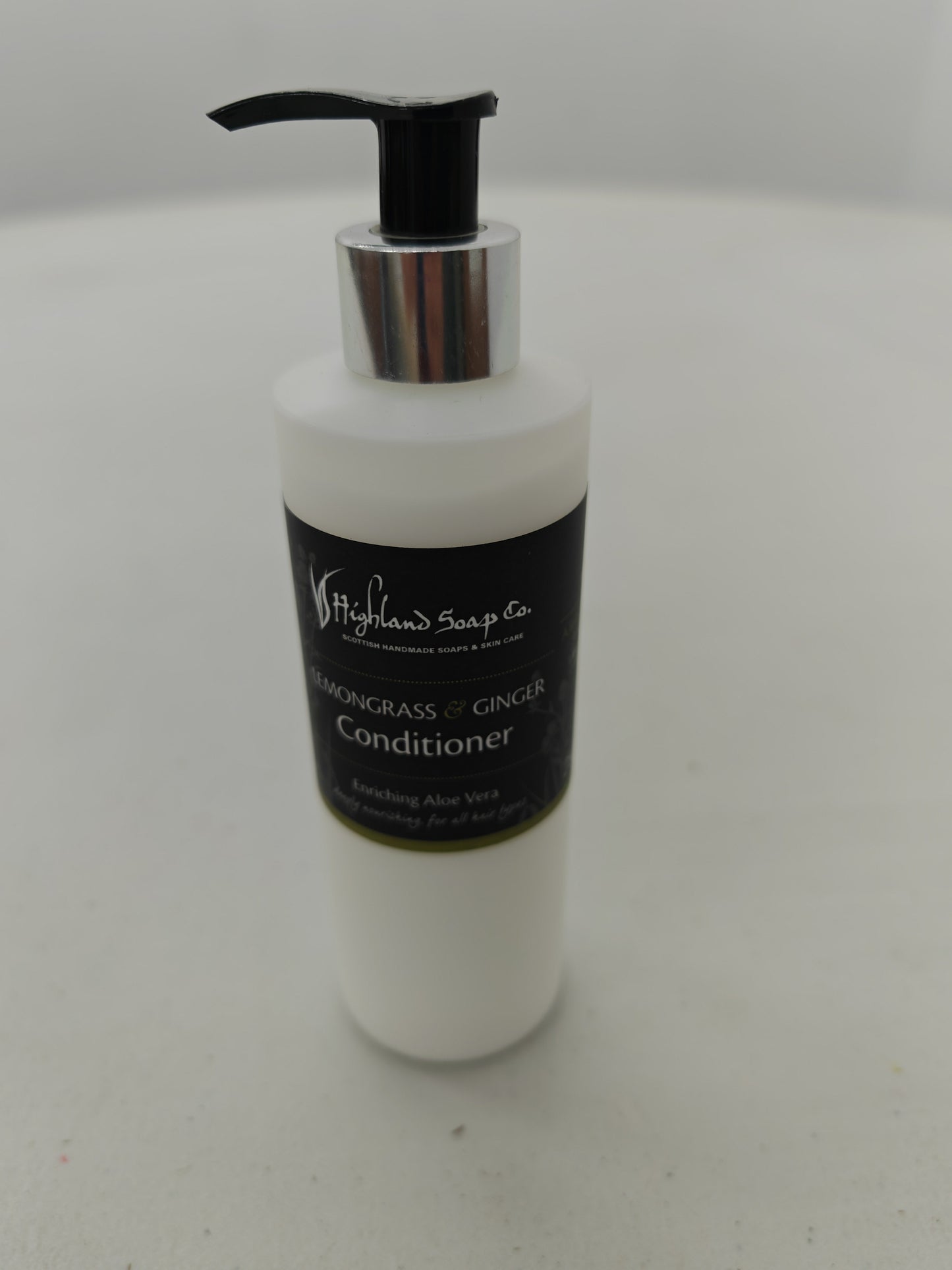 Shampoo & conditioner