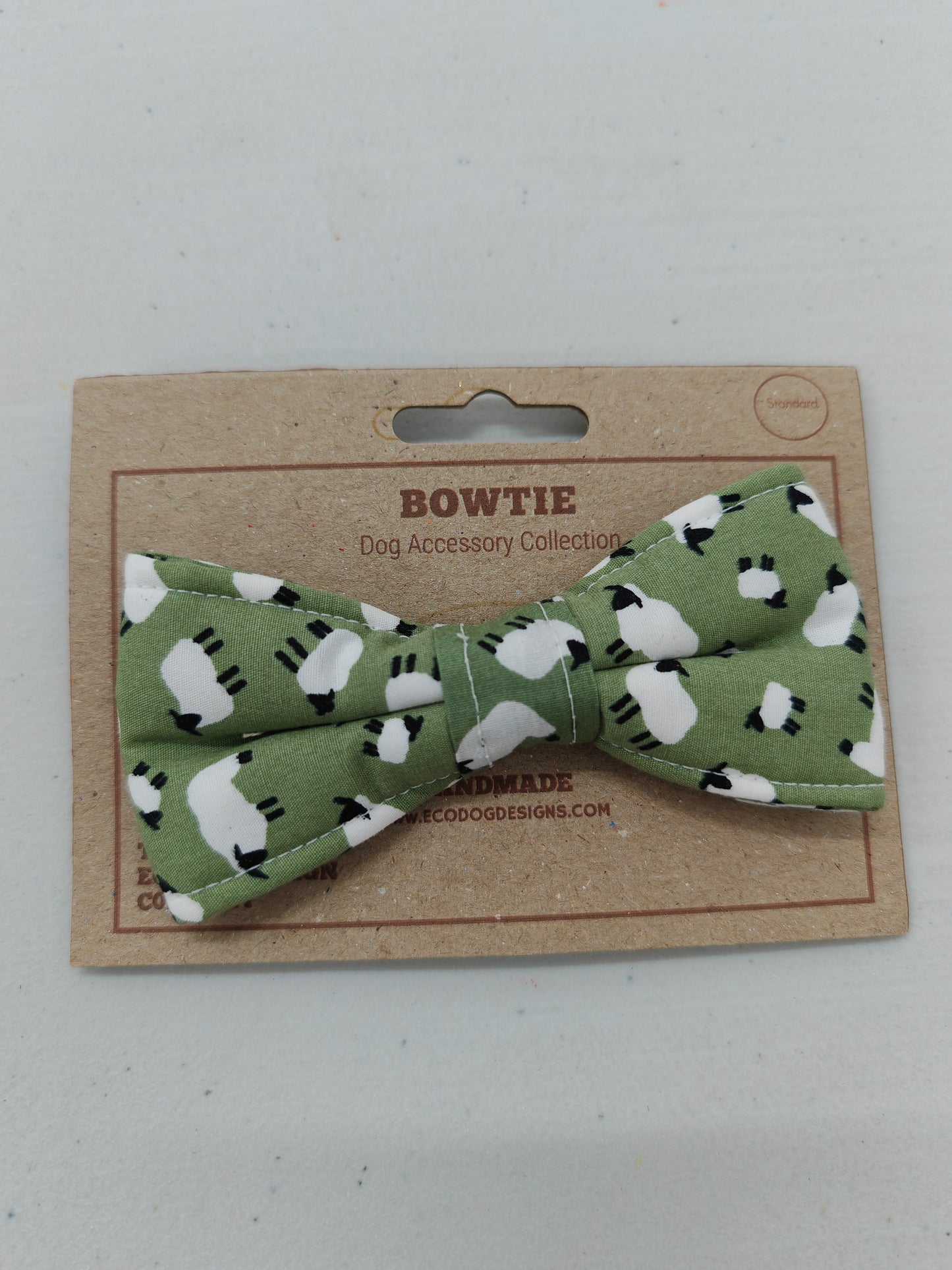 Bow tie